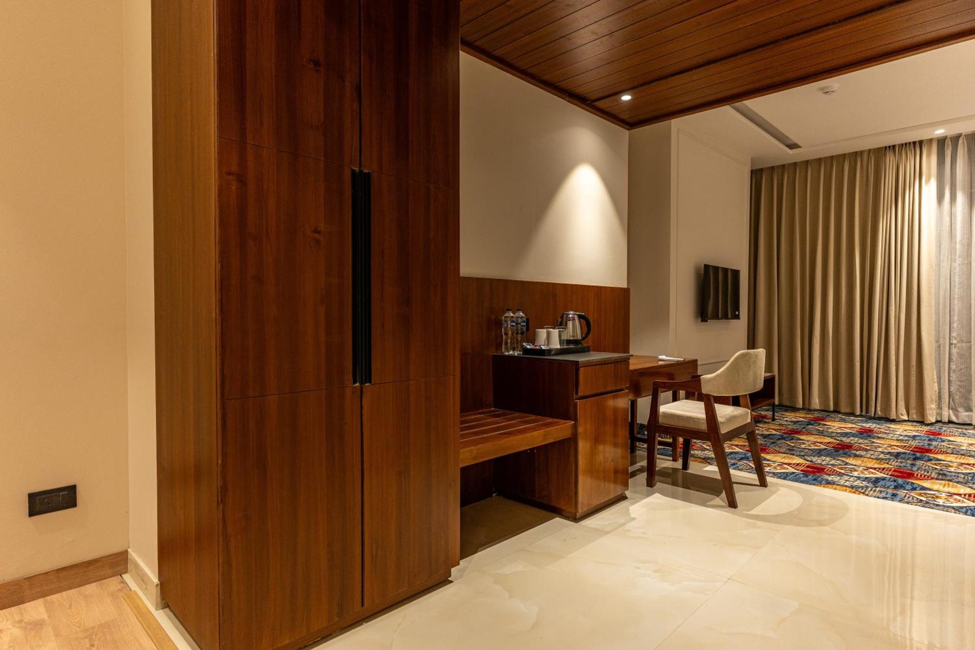 City Klyde Inn Amritsar Zewnętrze zdjęcie
